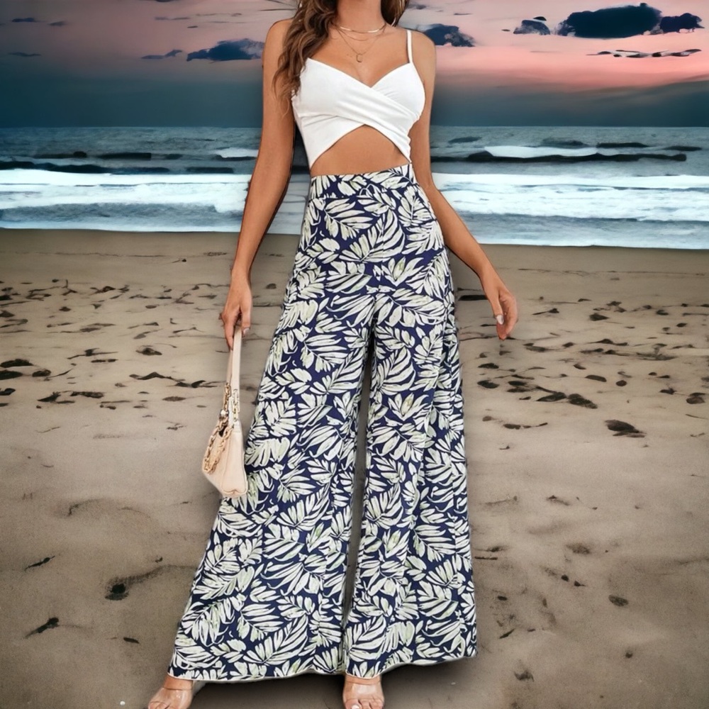 Allover print lightweight wide leg pants Tall Large to wear with heels BRAND-NEW